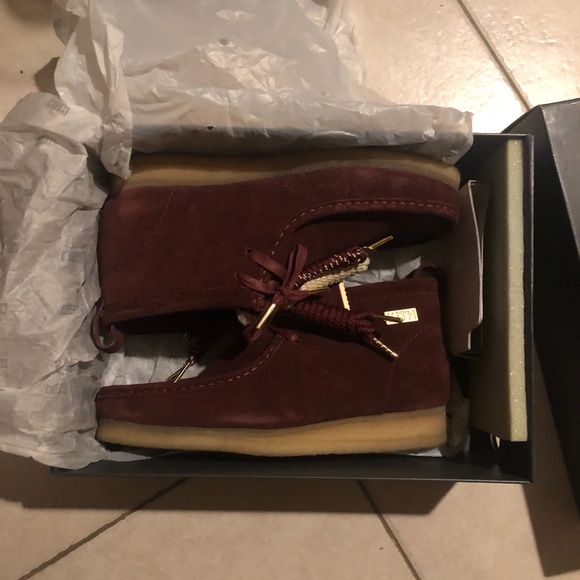 KITH X RONNIE FIEG X CLARKS ORIGINALS WALLABEES - Picture 6 of 7